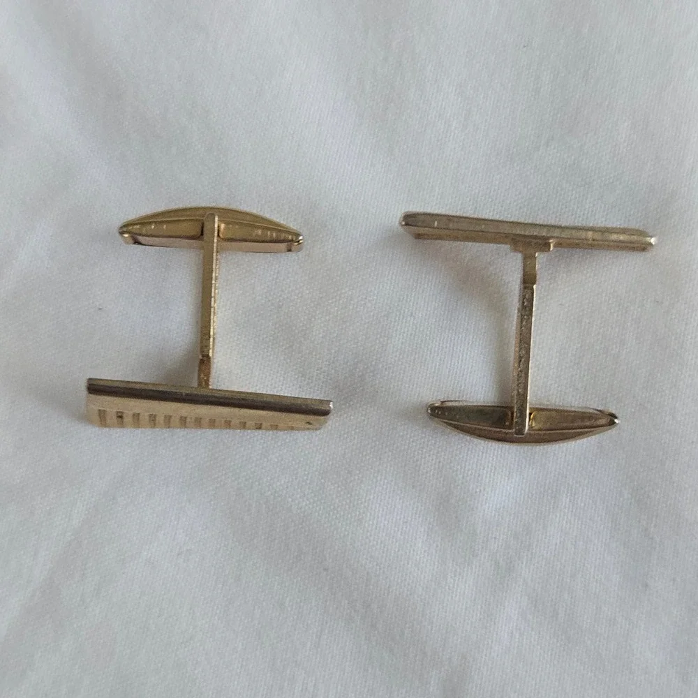 VTG Gold Ribbed Geometric Toggle Cufflinks Unbranded OS Mens Gold Formal Wedding